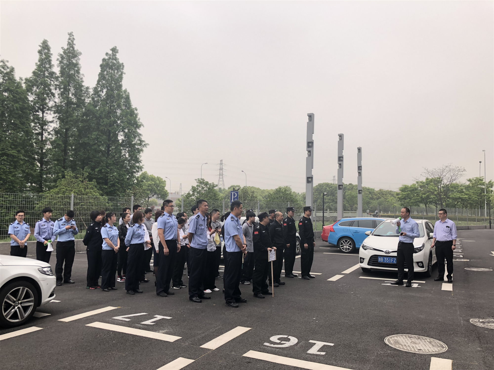 宁波华亿(中国)奥开展2019年春季消防安全演练