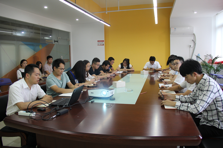 天台华亿(中国)组织召开《集团企业文化核心理念及释义》  学习宣贯会