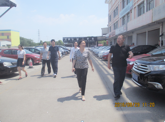 绍兴市袍江经济开发区管理委员会领导莅临绍兴华亿(中国)检查市场工作