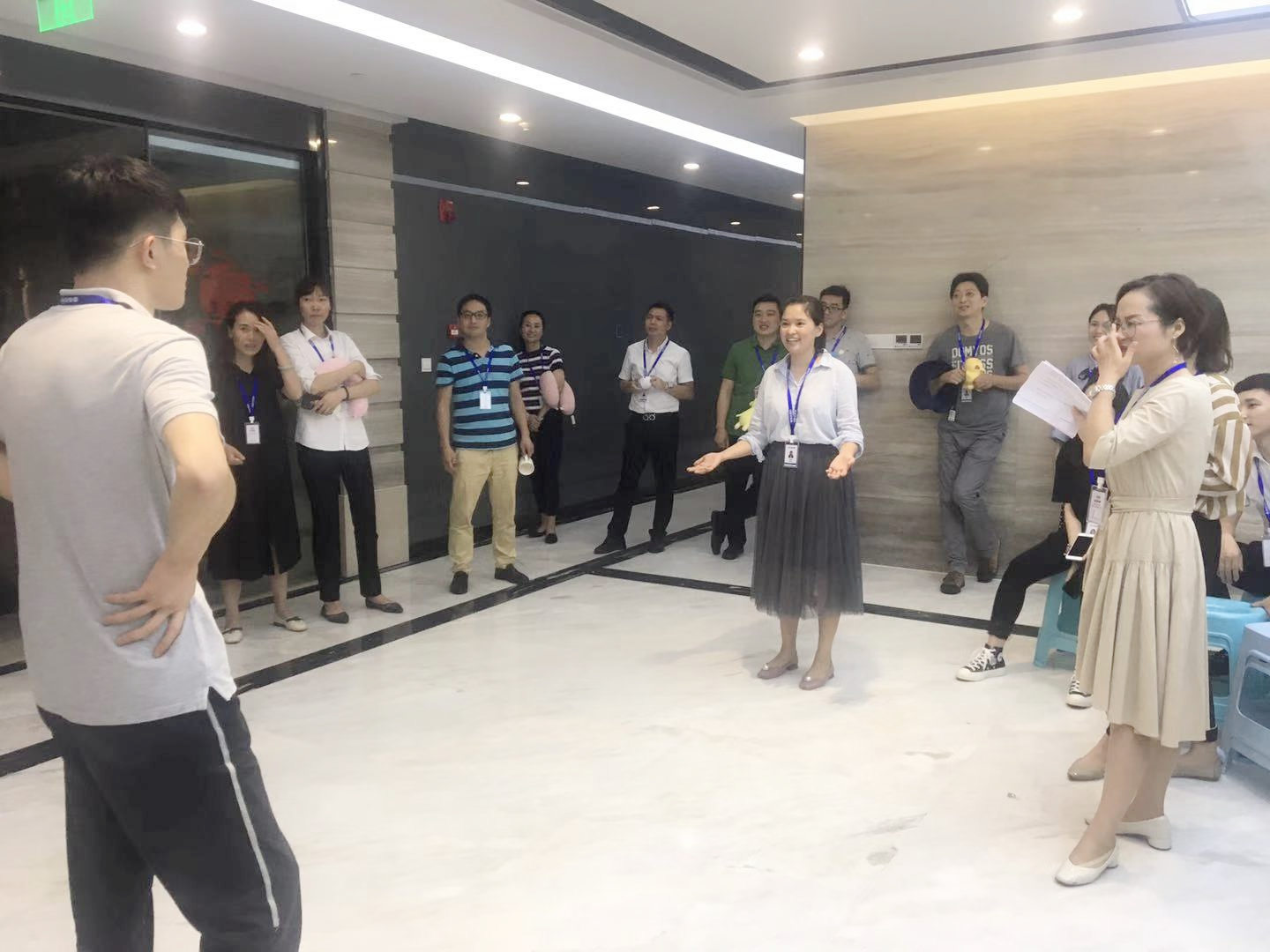 华亿(中国)四川新公司举办中秋主题活动