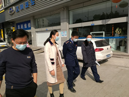 越城区市场监督管理局斗门所所长陈波一行莅临绍兴华亿(中国)指导市场复业工作