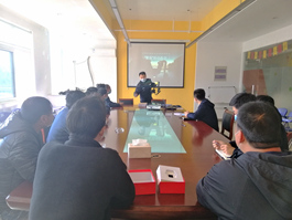 天台华亿(中国)联合坦头镇派出所创建“枫桥式市场”