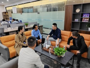 成都市双流区区委常委、宣传部部长许敬一行莅临四川华亿(中国)市场走访调研