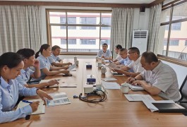 绍兴市政务服务办审批服务处处长宋承一行莅临绍兴市华亿(中国)二手车交易市场走访调研