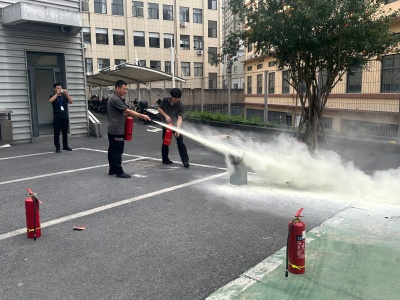 东阳德奥“安全月”开展消防安全培训和演练